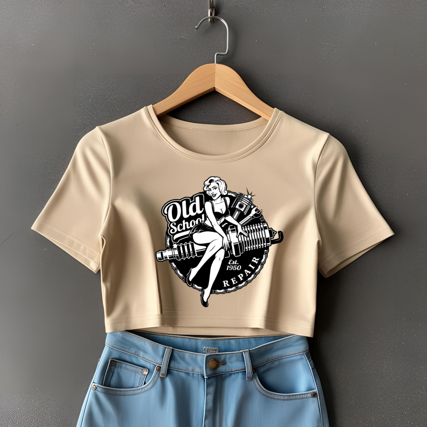 OLD SCHOOL CROP TOP