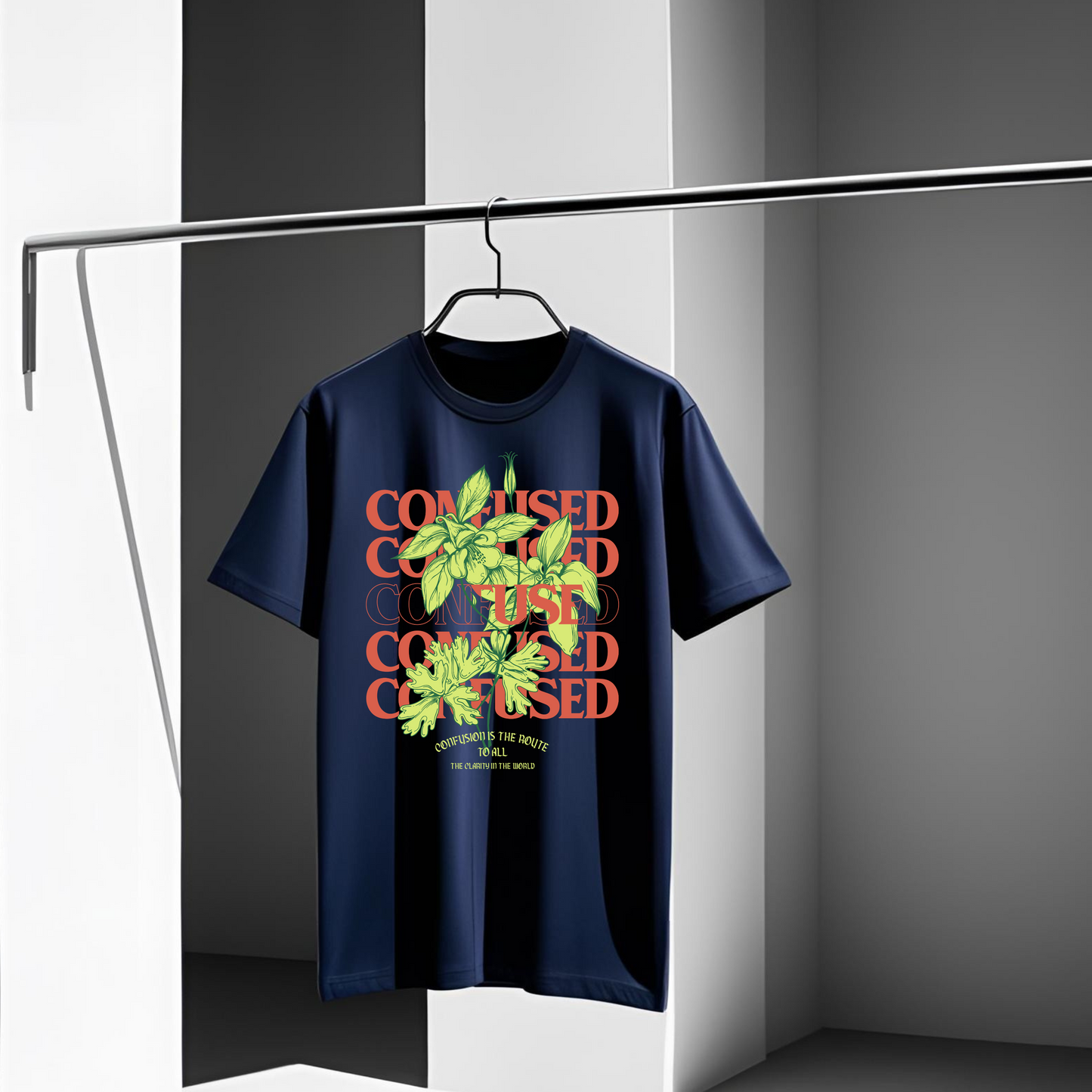 CONFUSED OVERSIZE TEE
